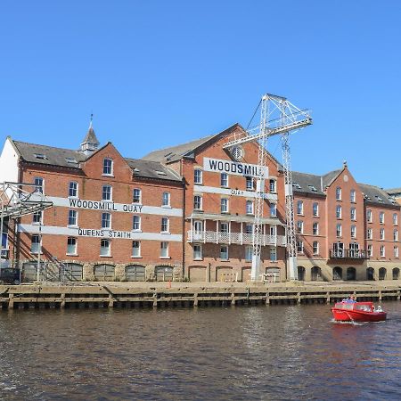 12 Woodsmill Quay Apartment York Bagian luar foto