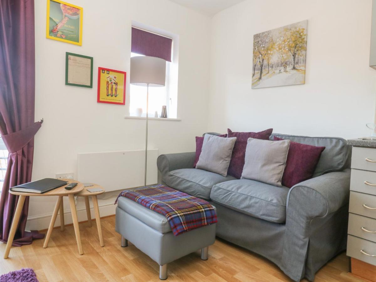12 Woodsmill Quay Apartment York Bagian luar foto