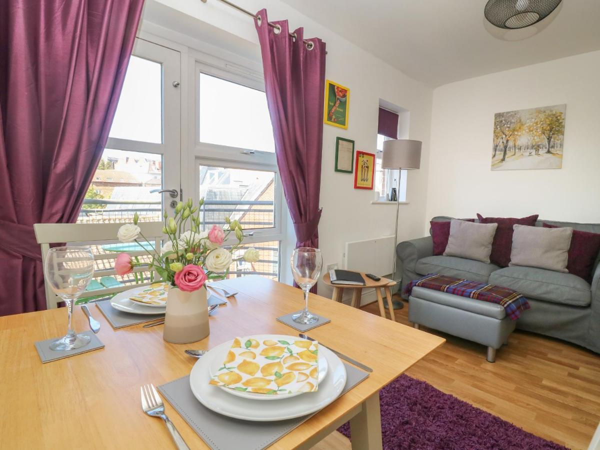 12 Woodsmill Quay Apartment York Bagian luar foto